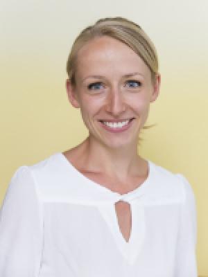 Bettina Forster